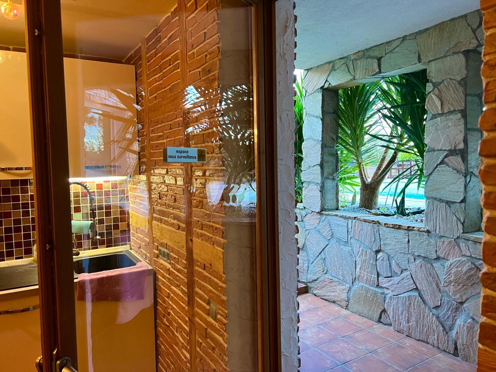 Villa Merkel - 27 Pers - 11 Chambr - 10 Wc - Piscine 安格雷 外观 照片